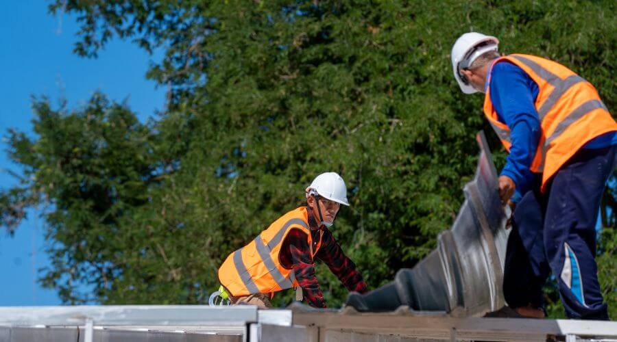 Professional Flat Roofing Installation in Lynn, AL